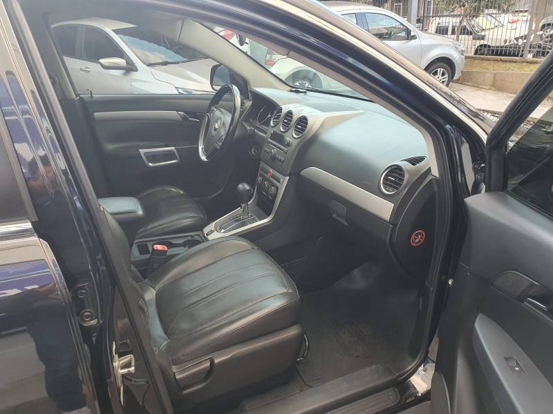 CHEVROLET - CAPTIVA - 2010/2011 - Preta - R$ 42.990,00
