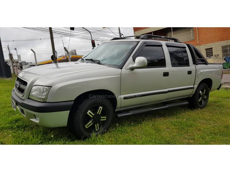 CHEVROLET - S10 - 2004/2004 - Prata - R$ 68.500,00