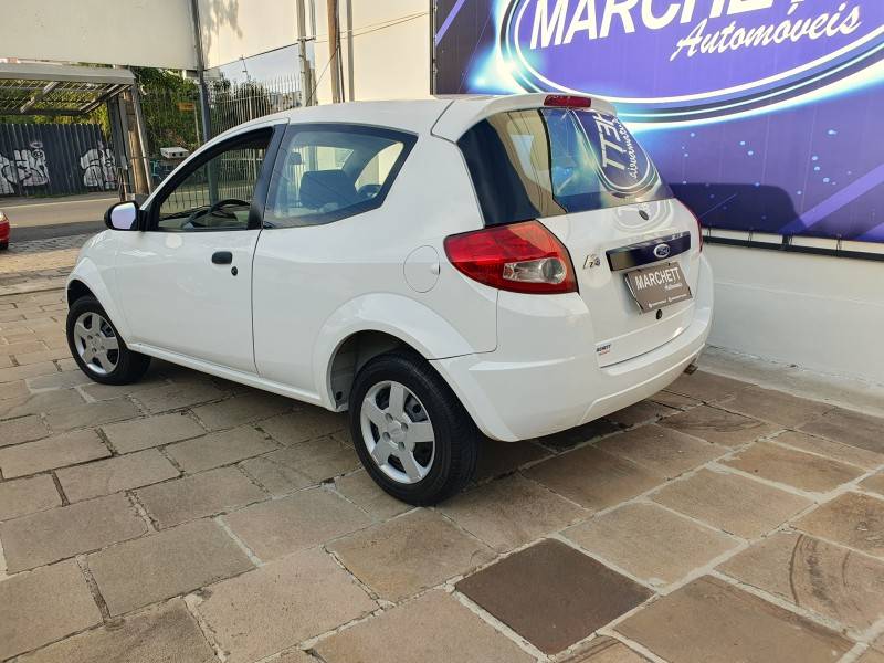 FORD - KA - 2011/2012 - Branca - R$ 23.500,00