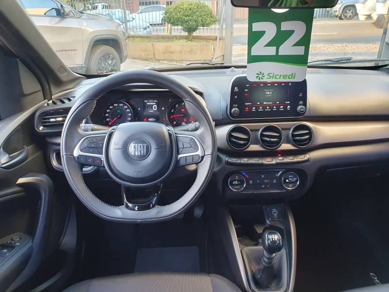 FIAT - ARGO - 2021/2022 - Prata - R$ 63.990,00