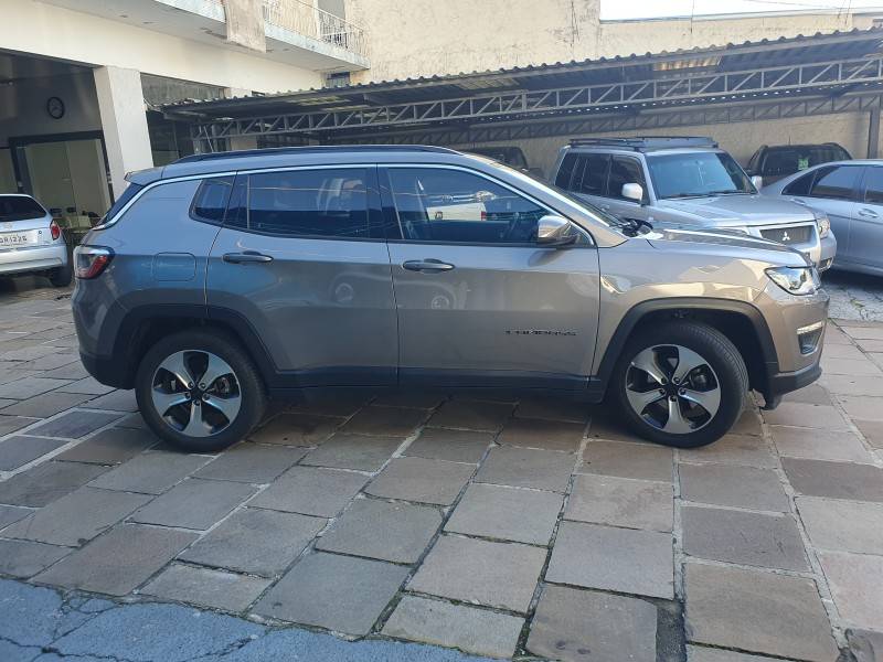 JEEP - COMPASS - 2018/2018 - Cinza - R$ 98.990,00