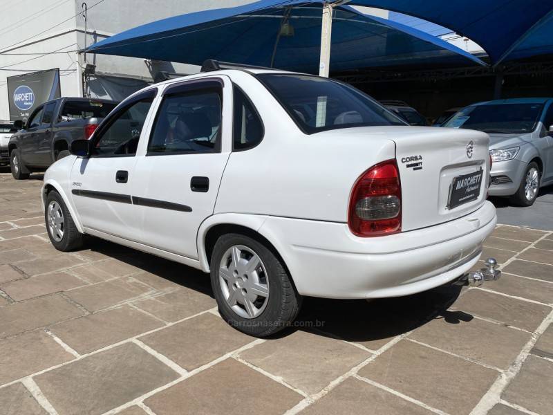 CHEVROLET - CLASSIC - 2005/2005 - Branca - R$ 19.990,00