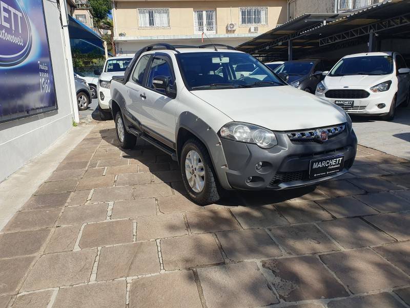 FIAT - STRADA - 2012/2013 - Branca - R$ 52.999,00