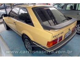 FORD - ESCORT - 1989/1989 - Amarelo - R$ 35.000,00