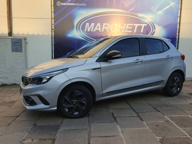 FIAT - ARGO - 2021/2022 - Prata - R$ 63.990,00