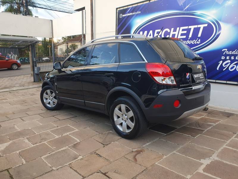 CHEVROLET - CAPTIVA - 2010/2011 - Preta - R$ 42.990,00