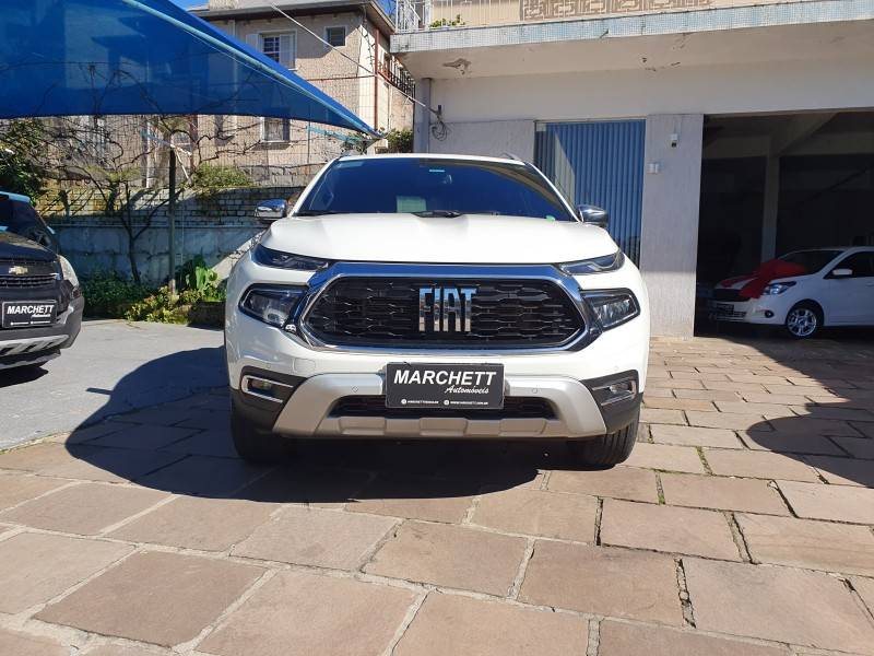 FIAT - TORO - 2022/2022 - Branca - R$ 142.990,00